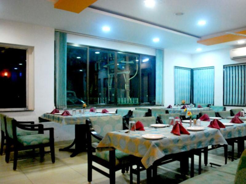 Hotel Sagar Kinara Mālvan Exterior foto